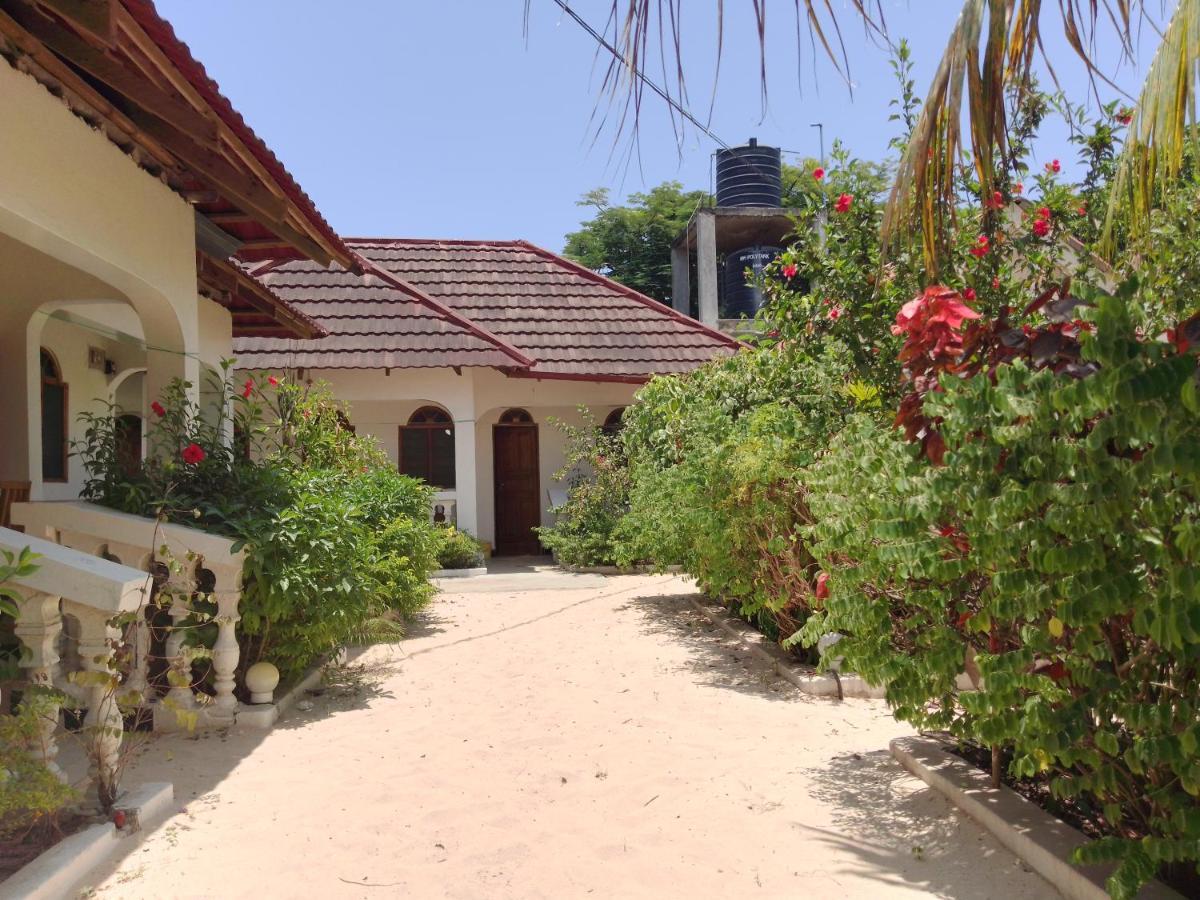 H & H Bungalows Nungwi Dış mekan fotoğraf
